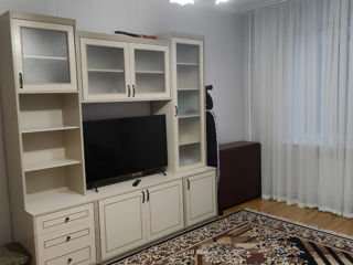 3-х комнатная квартира, 80 м², Центр, Кишинёв
