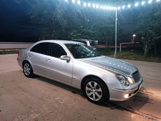 Mercedes E-Class foto 5