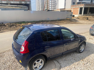 Dacia Sandero foto 4