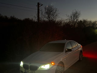 BMW 5 Series foto 3