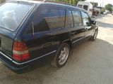 Mercedes Series (W124) foto 6