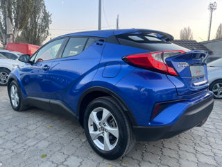 Toyota C-HR foto 3