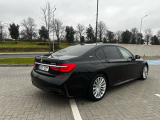 BMW 7 Series foto 3