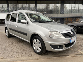 Dacia Logan foto 2