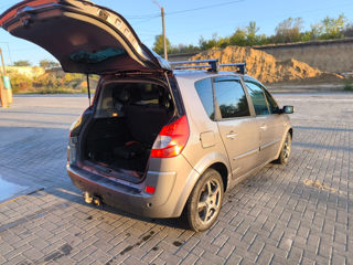 Renault Scenic foto 2