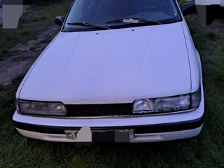 Mazda 626 foto 1