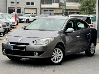 Renault Fluence foto 1