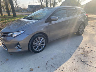 Toyota Auris foto 8