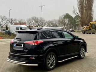 Toyota Rav 4 foto 4