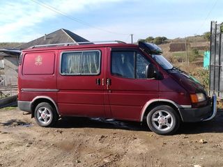 Ford Transit foto 4