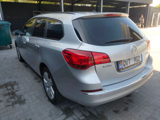 Opel Astra фото 4