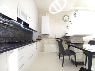 Apartament cu 2 camere, 65 m², Centru, Chișinău foto 6