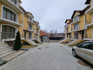 Vânzare!!Townhouse 3 nivele.V.albă.180 m2.Durleşti.str.T.Vladimirescu!!!