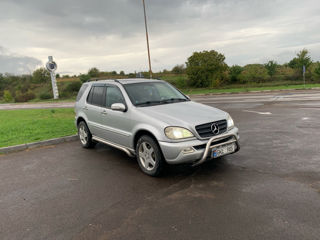 Mercedes M-Class foto 3