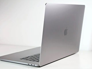 MacBook Pro 16 (2019) i9/16GB/1T