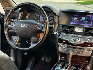 Infiniti M foto 5