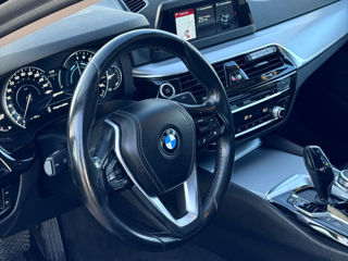 BMW 5 Series foto 7