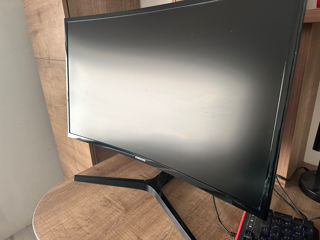 Vând monitor Samsung C27