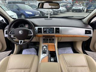 Jaguar XF foto 8