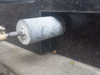 Алмазное сверление отверстий  и дыр любых диаметров под винтиляцию.