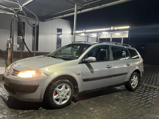 Renault Megane foto 2