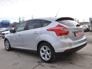 Ford Focus foto 7