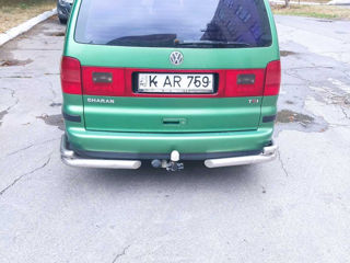 Volkswagen Sharan foto 3