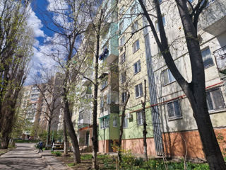 3-х комнатная квартира, 74 м², Чокана, Кишинёв