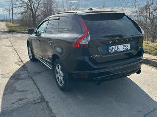 Volvo XC60 foto 3