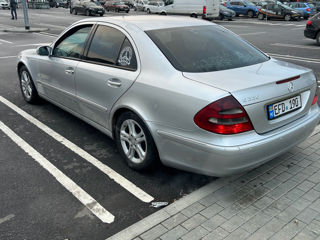 Mercedes E-Class foto 10