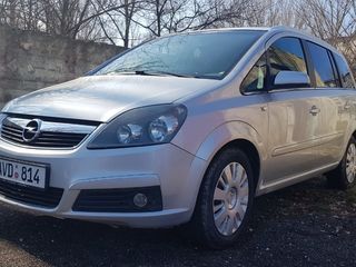 Opel Zafira foto 3