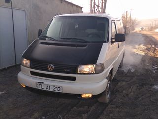 Volkswagen Transporter foto 1