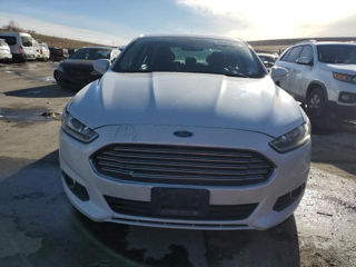 Ford Fusion foto 5