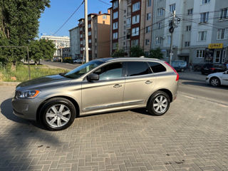 Volvo XC60 foto 2