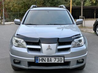 Mitsubishi Outlander foto 5