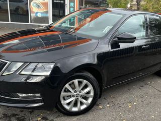 Skoda Octavia foto 2