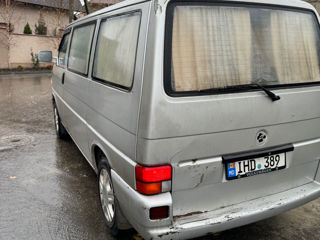 Volkswagen Transporter foto 3