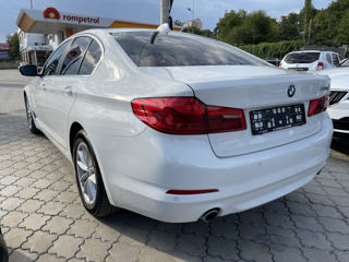 BMW 5 Series foto 4