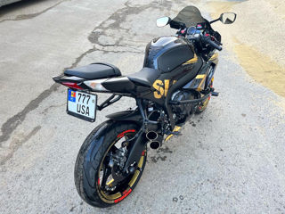 Suzuki GSX-R 1000 foto 3