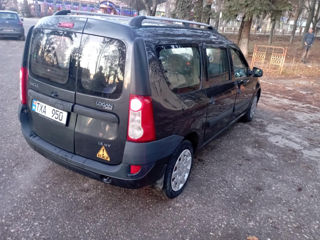 Dacia Logan foto 4