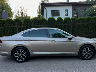 Volkswagen Passat foto 6