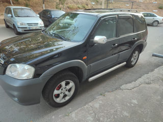 Mazda Tribute foto 4