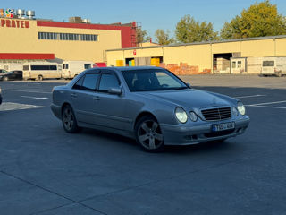 Mercedes E-Class