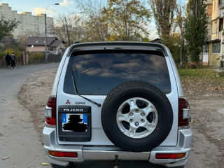 Mitsubishi Pajero foto 4