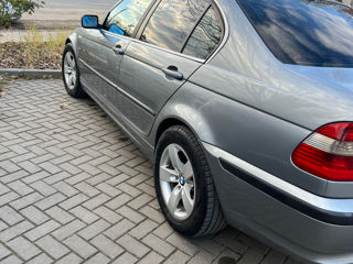 BMW 3 Series foto 4