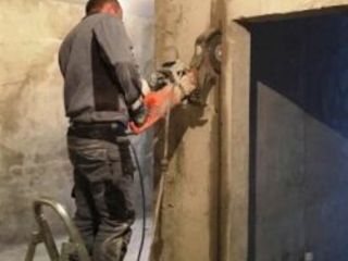Режем железобетон профессионально перепланировка квартир домов усиление проемов бетоновырубка