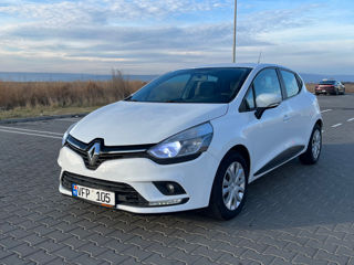 Renault Clio foto 2