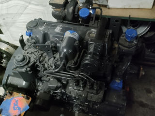 Motor kubota v2203 v2204t v3800 foto 4