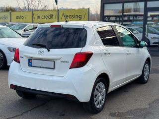 Toyota Yaris foto 5