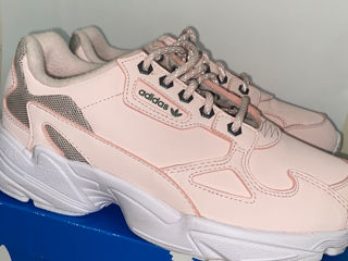 Adidas Falcon Femei